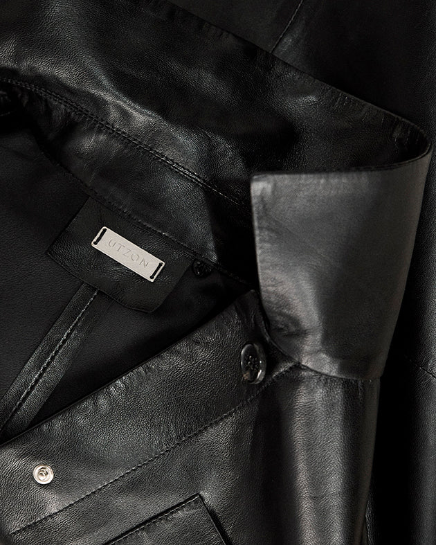 12544 SAUL - UTZON AW24 Leather shirt upclose collar